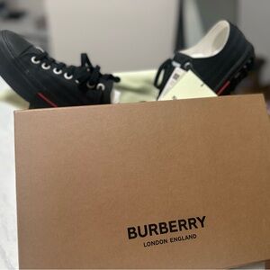 Burberry Black and Red Casual Shoes